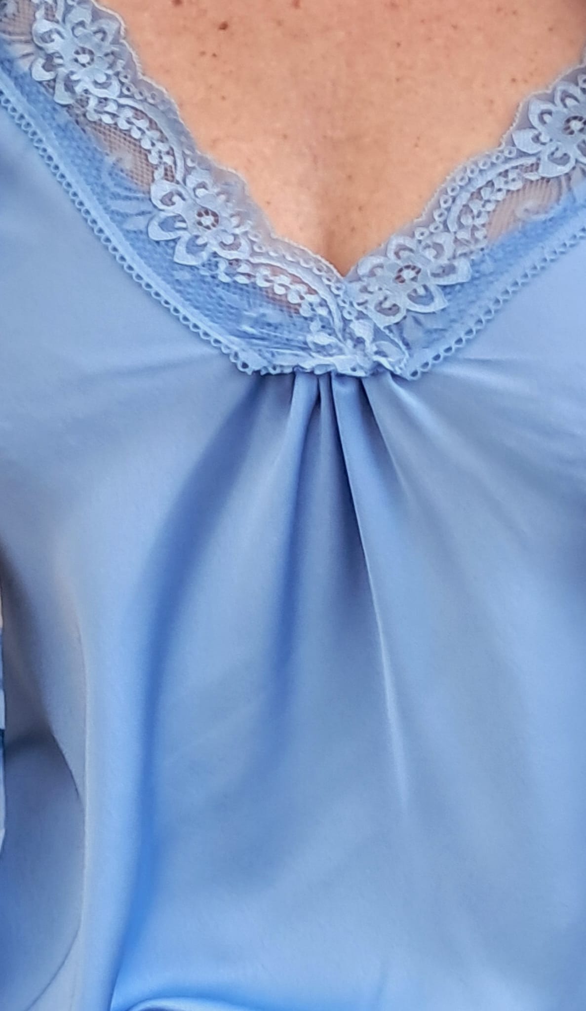 Topje met fijne afwerking. Terra de Siena