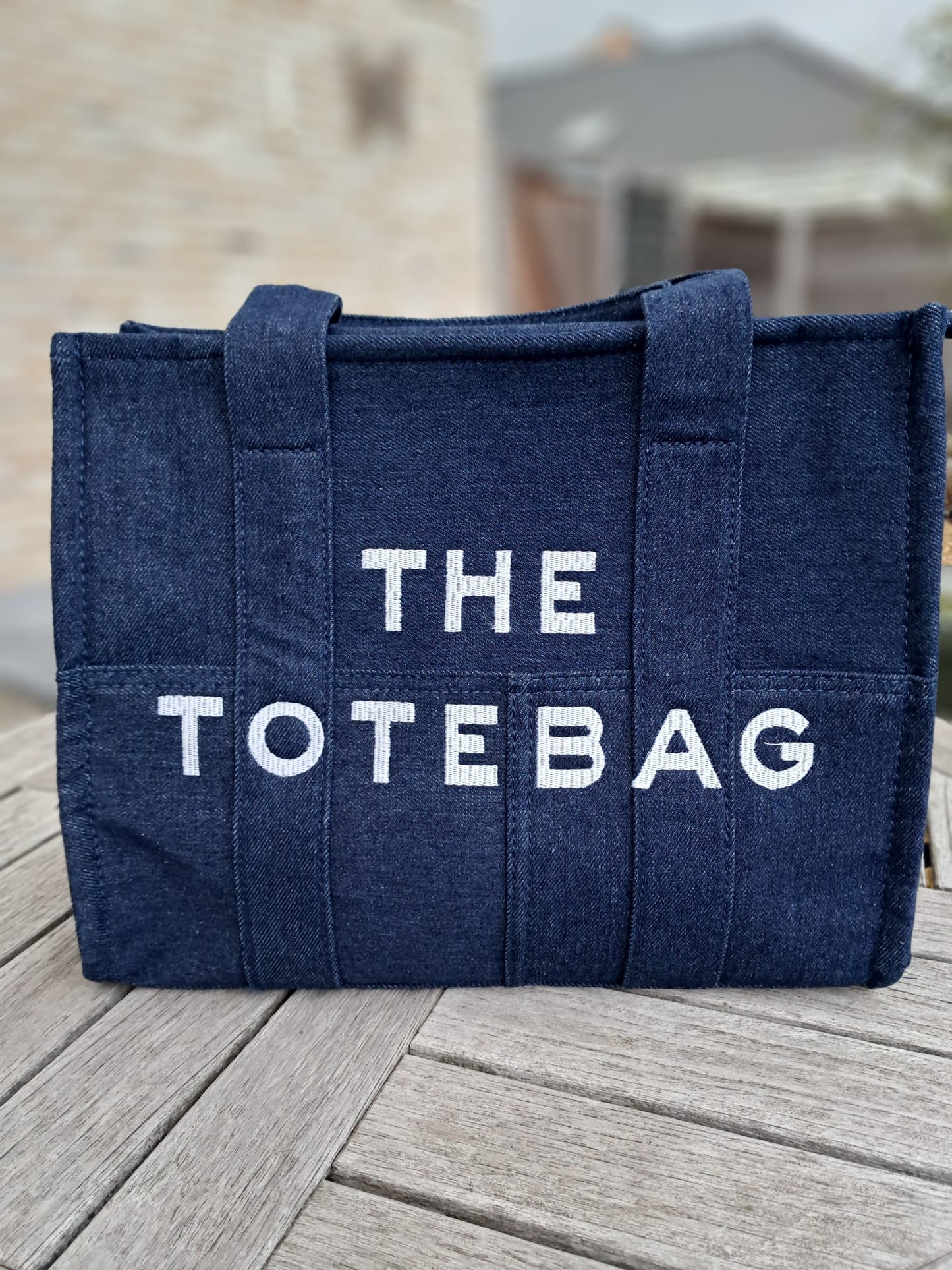 Tote bag in jeans of zwart