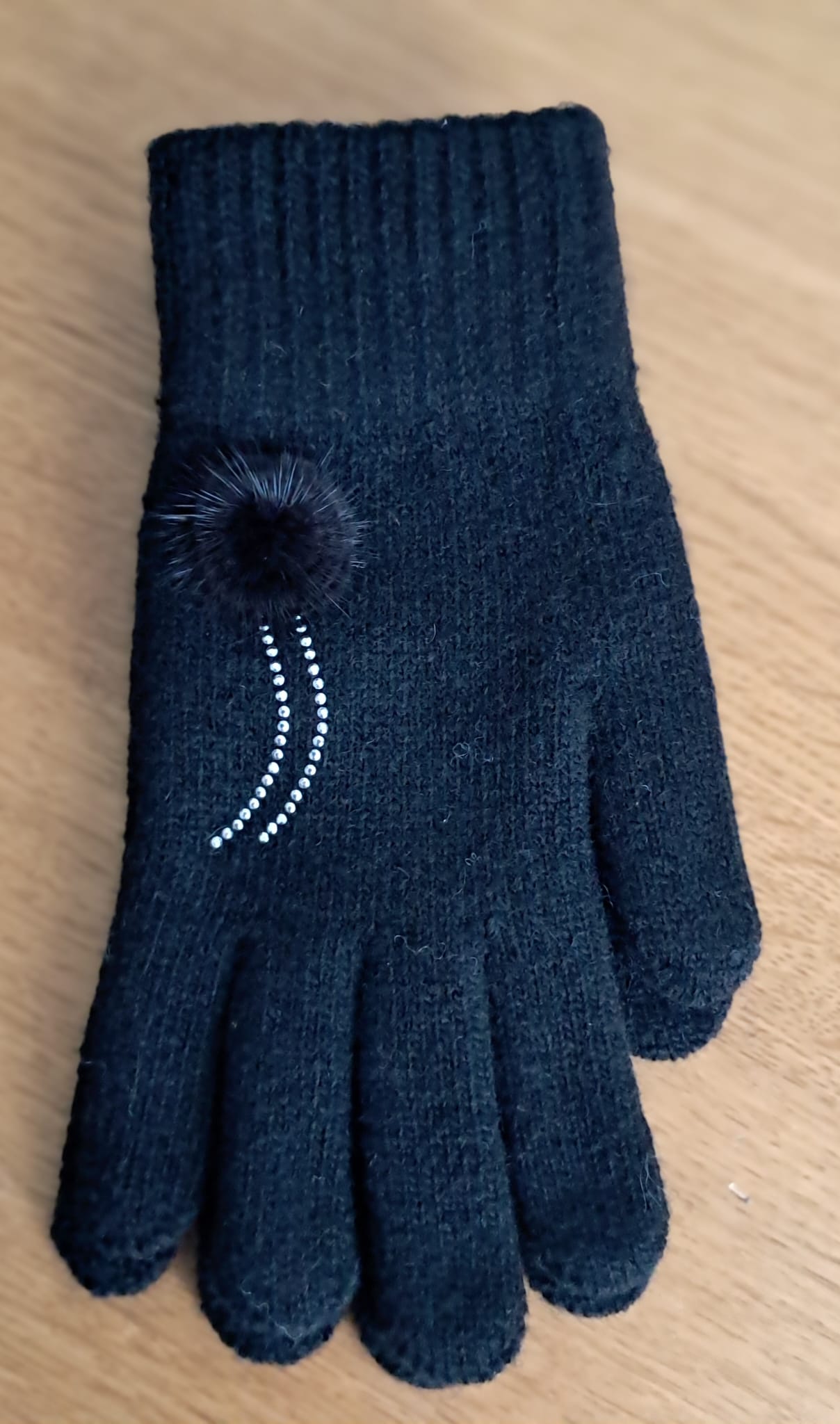 Elegante handschoenen met mooi mooi accent, in 2 kleuren