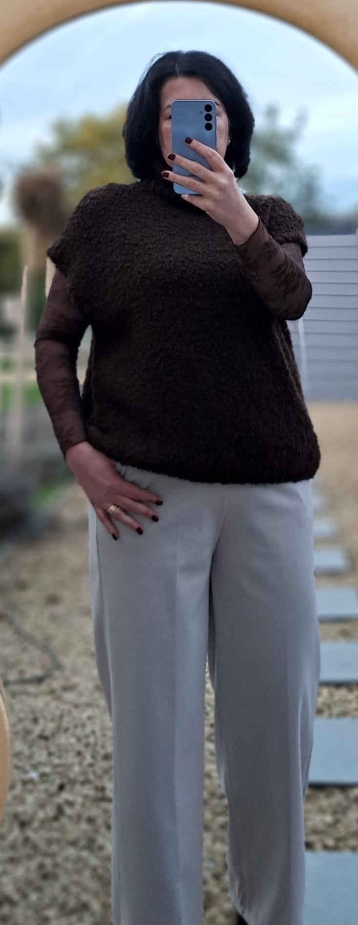 Elegante damesbroek met visgraatmotief, XXL (44) en XXXL (46), in bordeaux en beige