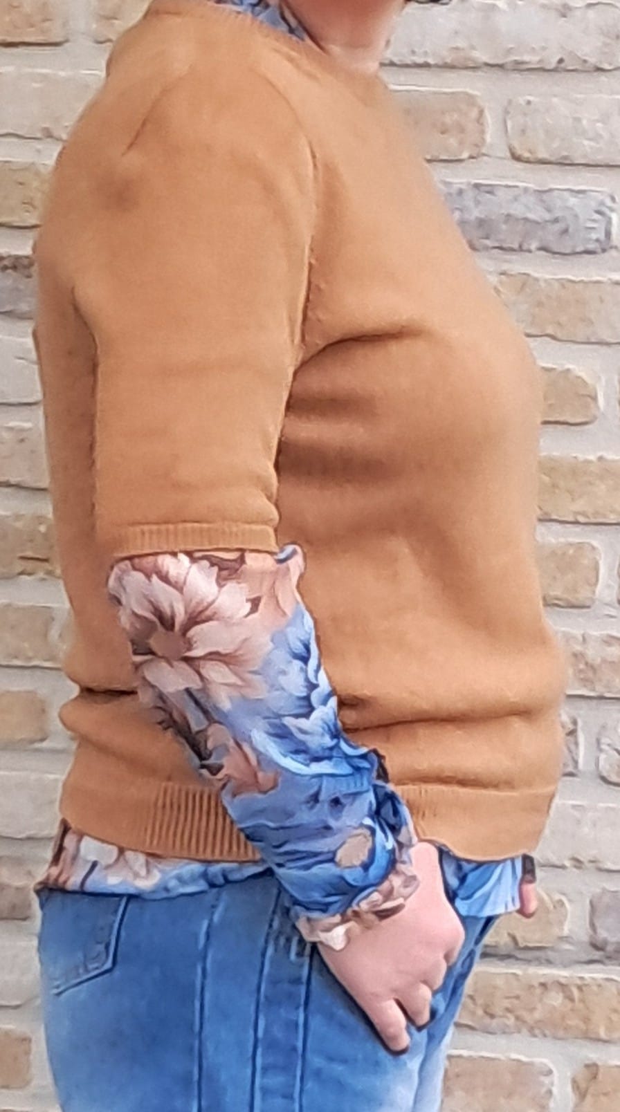 Blouse Blue : met leuke details aan kraag en mouw.  Terra di Siena