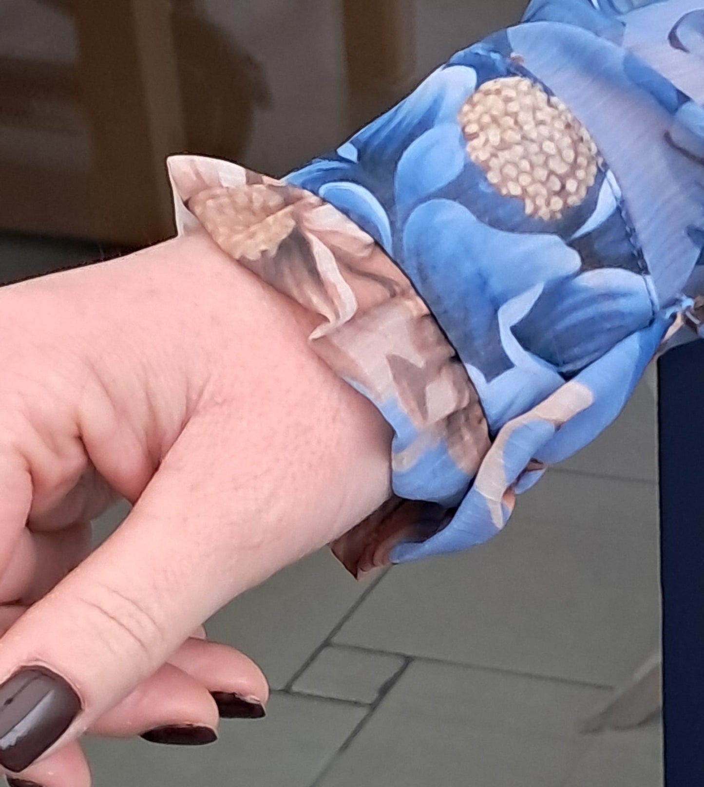 Blouse Blue : met leuke details aan kraag en mouw.  Terra di Siena