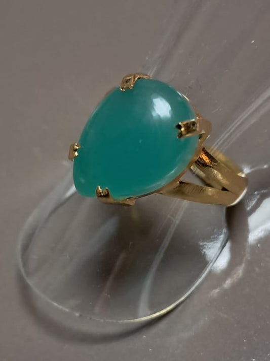 gouden ring met groene steen (verstelbaar)