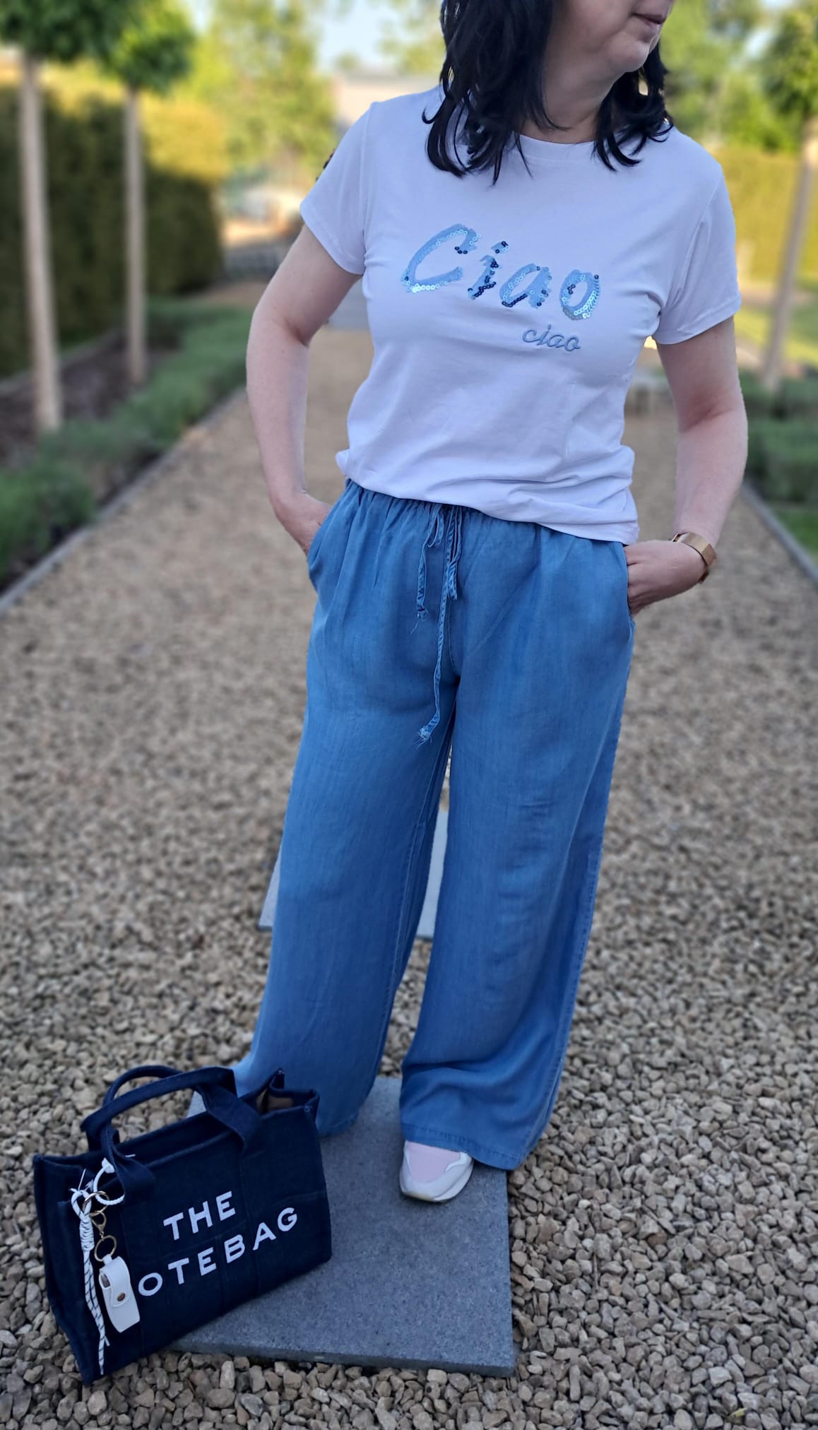 Lichte, brede broek met elastische taille, in jeanskleur