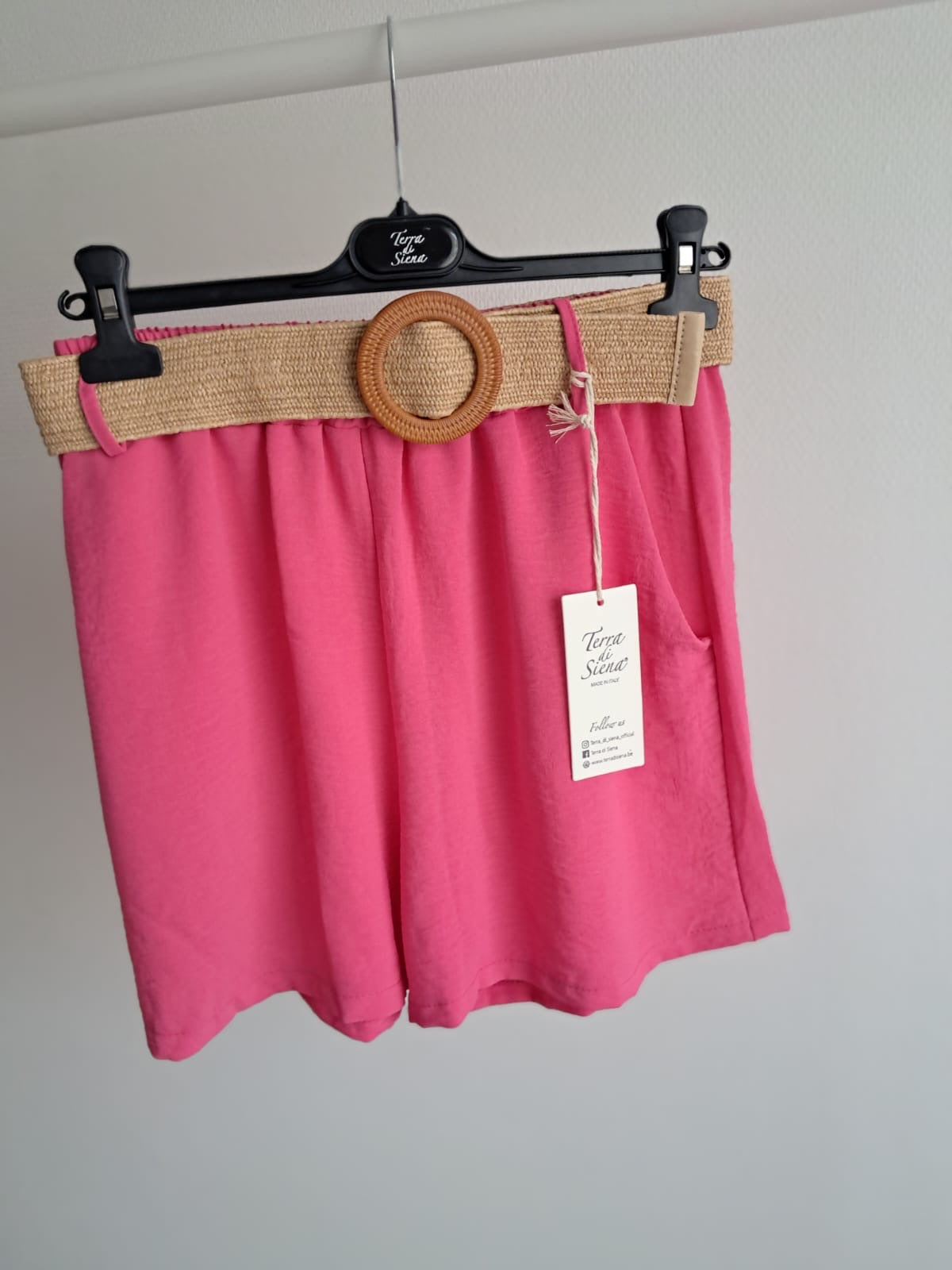 Shorts in 4 kleuren