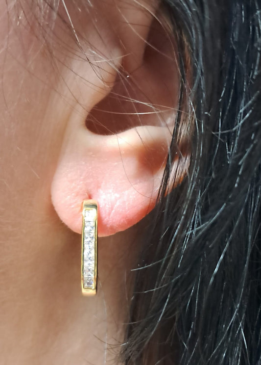 oorbellen kleine schakel met kleine glittersteentjes