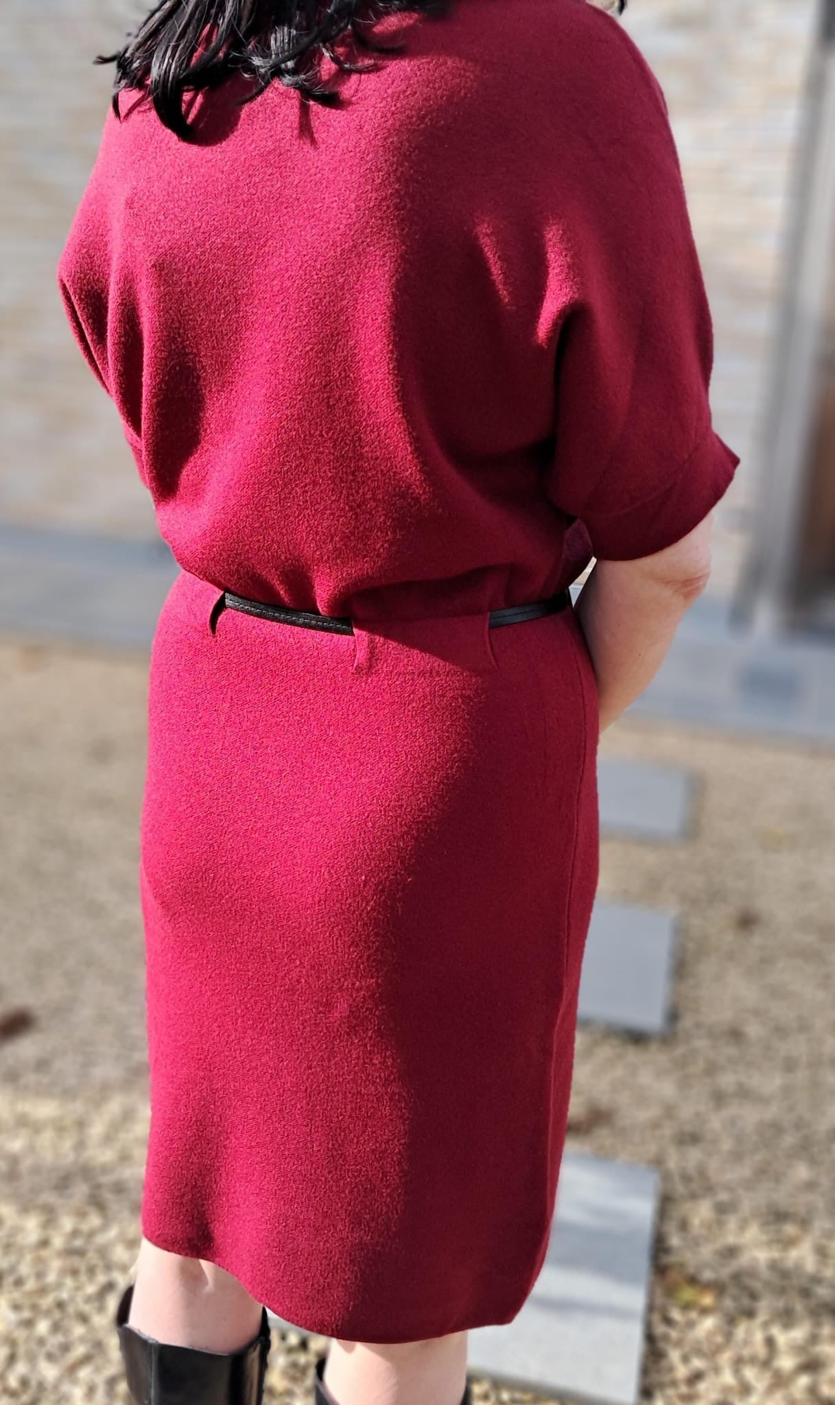 Gebreid kleedje met riem als mooi accent, in 2 kleuren (TU)