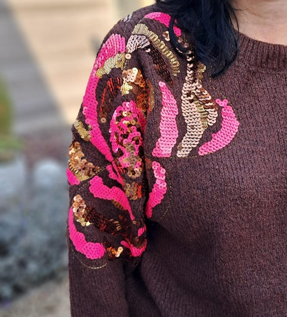 Warme, zachte pull met mooi accent op de schouder in pailletten, in 4 kleuren