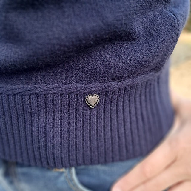 Mooie aansluitende pull met opstaand kraagje, donkerblauw